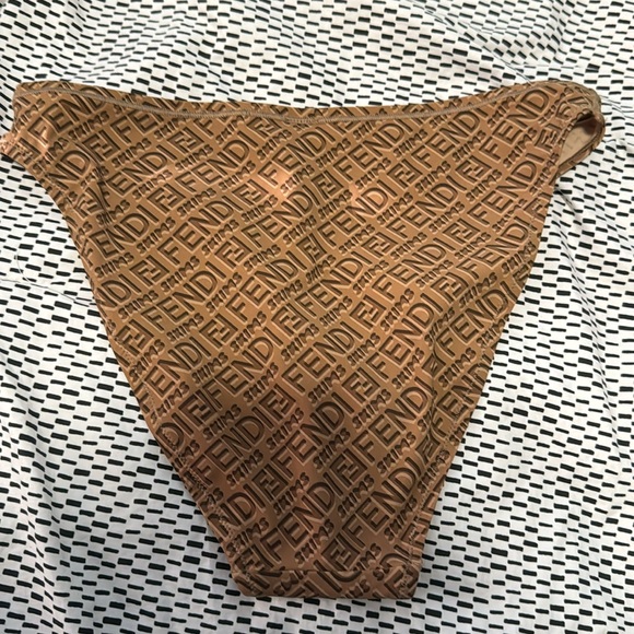 Fendi x skims California high leg bikini bottoms size medium authentic - Picture 6 of 7